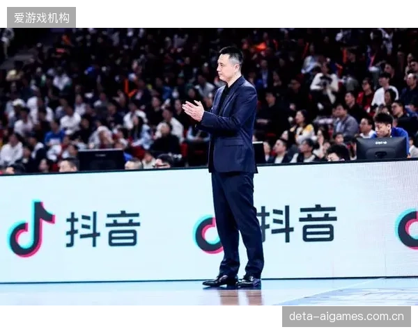 卢伟教练成功激活“白边”,其强大的护框能力是上海队防守体系的基石。 卢伟教练成功激活“白边”,其强大的护框能力是上海队防守体系的基石。